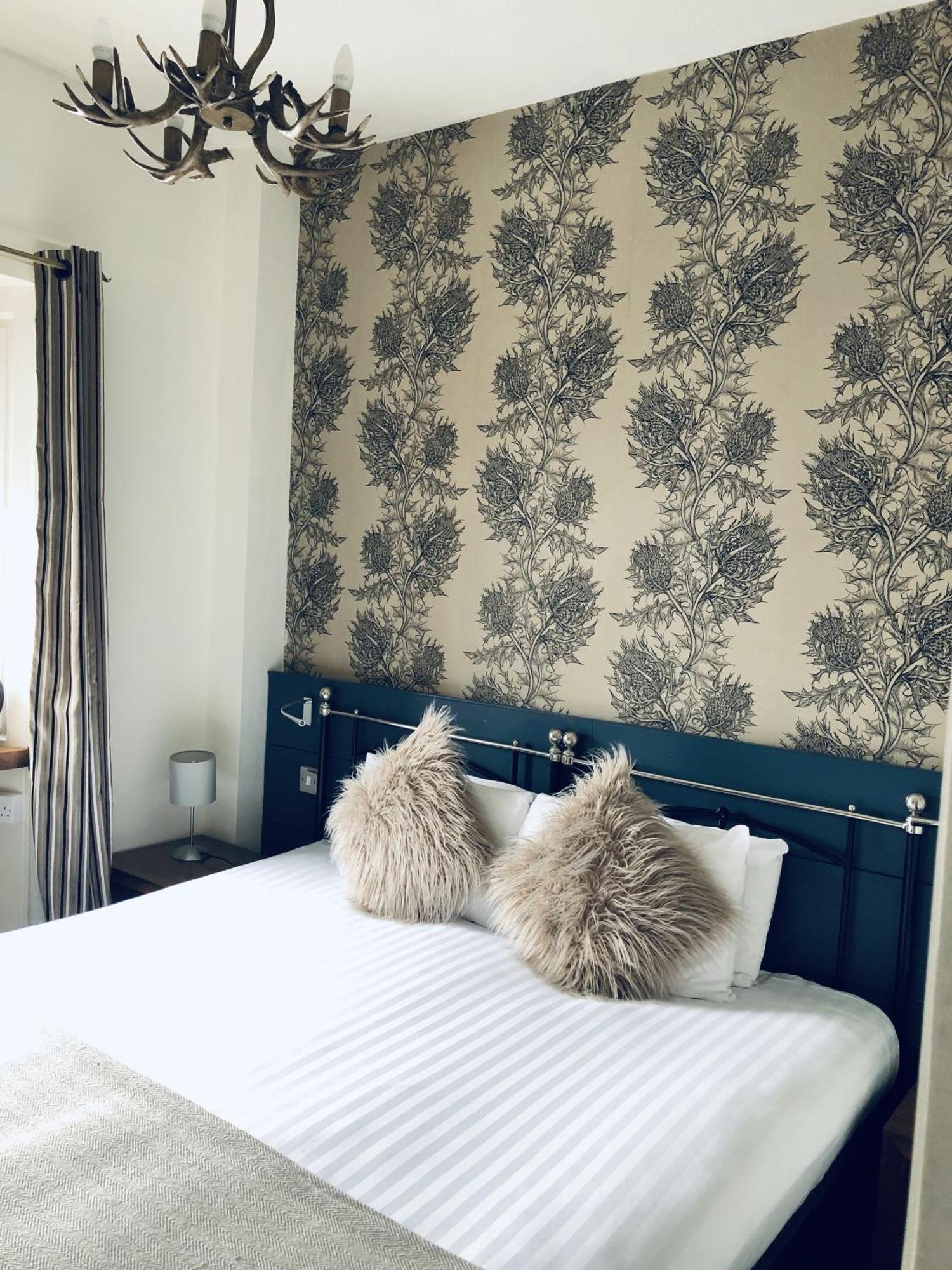 The Drymen Inn Glasgow Eksteriør billede