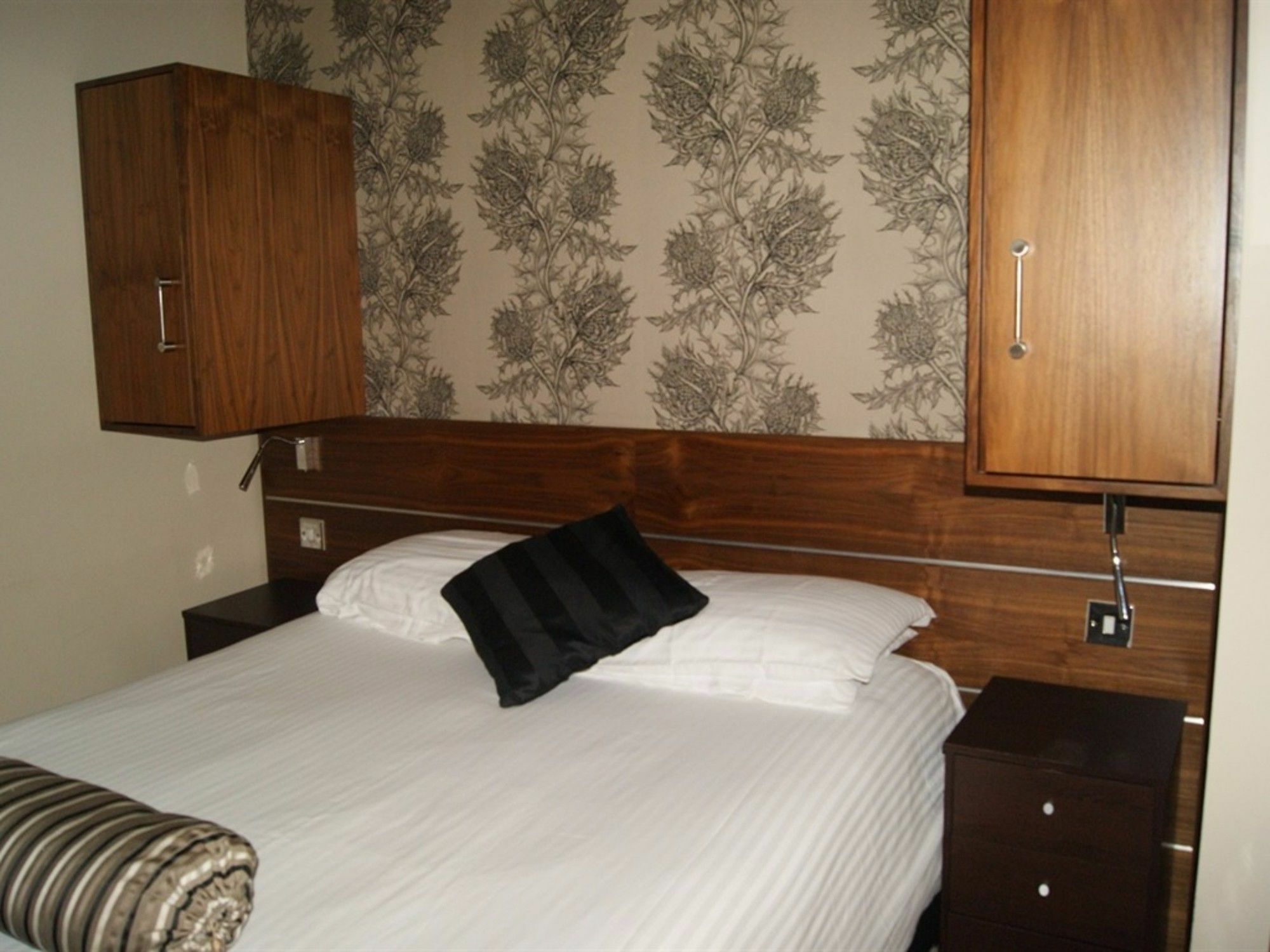 The Drymen Inn Glasgow Eksteriør billede
